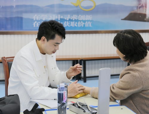 岐黄薪火暖校园 中医义诊与教育咨询服务走进蒙城三义路中学